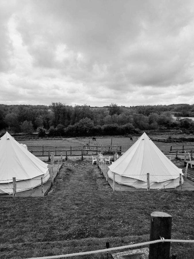 Walnut Tree Glamping Hotel Sturry ภายนอก รูปภาพ